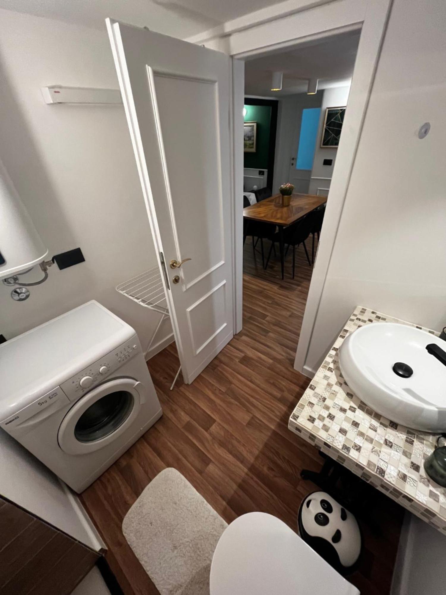 Db Interiors Apartment Split Exterior foto