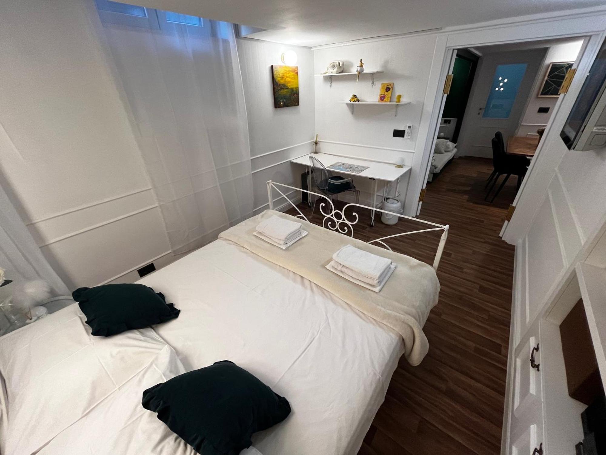 Db Interiors Apartment Split Exterior foto