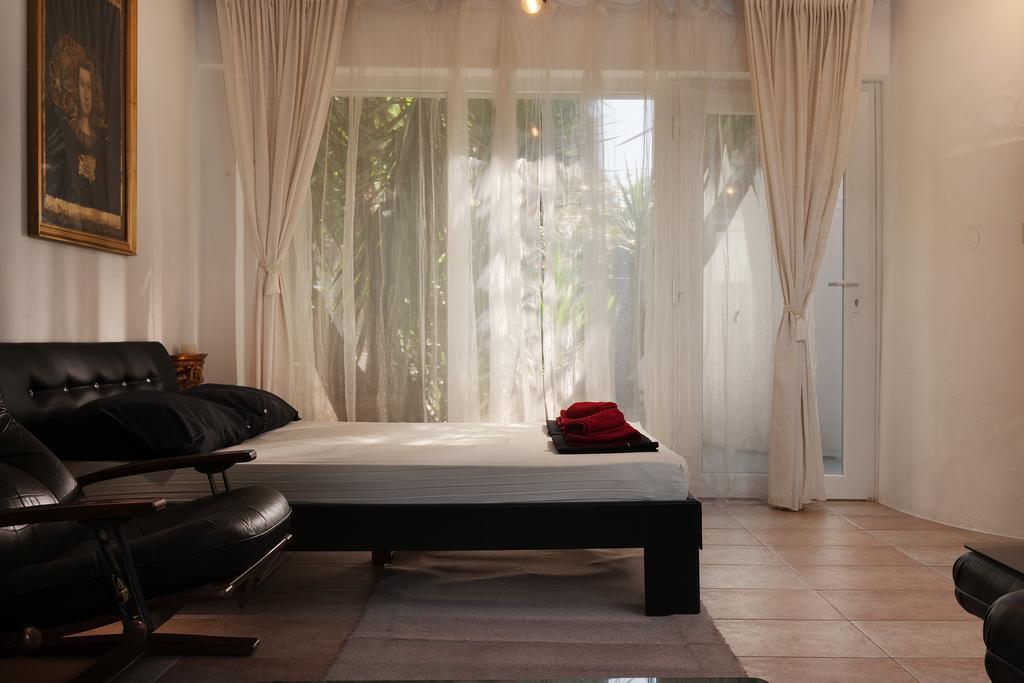 Db Interiors Apartment Split Exterior foto
